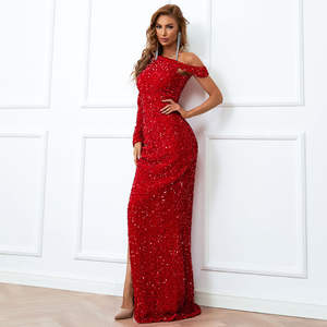Vestido de crepé rojo Fiona con un solo hombro, estampado, con cuentas, lentejuelas y plumas, estilo romántico para fiesta, largo hasta el suelo, talla XL natural - Product Image 3
