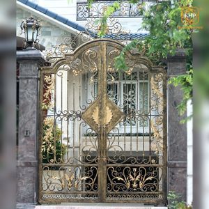 Portails de cour en fer forgé raffiné avec modélisation 3D, sécurité antivol, finition galvanisée pour un extérieur résidentiel élégant - Product Image 4