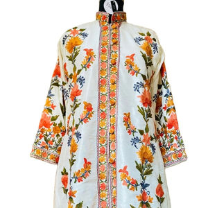 Chaqueta bordada hecha a mano Unisex de alta moda con patrón de hojas, diseño bohemio de manga larga, de tela tejida Material, tamaño Mini - Product Image 1