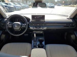 Super affaire ! Honda CR-V EX AWD 2024 d'occasion - Product Image 2