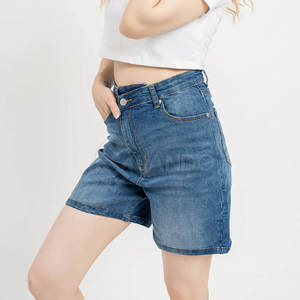 กางเกงยีนส์ขาสั้นสำหรับผู้หญิงเสื้อผ้าแฟชั่นใส่สบาย - Product Image 1