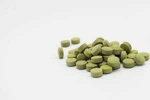 Comprimés d'extrait de plantes de Moringa en vrac de haute qualité cultivés à l'état sauvage et emballés dans des bouteilles - Product Image 6