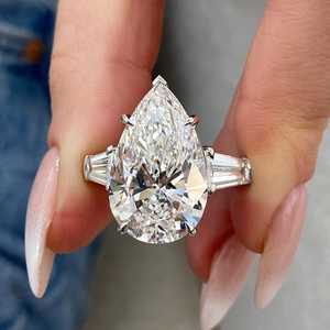 Romántico anillo de compromiso de oro sólido de 18 quilates 3.51ct DEF VS1 corte de pera enorme diamante cultivado en laboratorio regalo de cóctel de boda para tu amante - Product Image 5