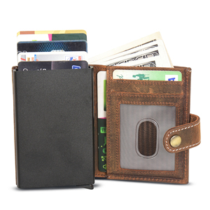 Porte-cartes en cuir véritable avec gaufrage et porte-cartes à tirette - Product Image 5