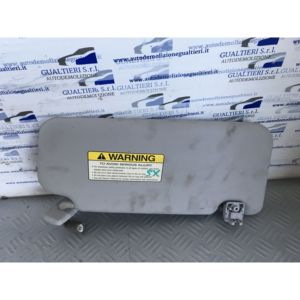 แผงบังแดดด้านหน้าซ้าย KIA Carens รุ่นที่ 2 852011D030QW (06>) - Product Image 1