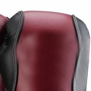 Gants de boxe MMA en cuir classique personnalisés en usine Lacés Antidérapants Gants d'entraînement professionnels pour la remise en forme - Product Image 5