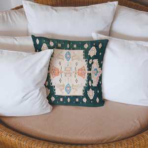 Funda de Almohada con Estampado Inspirado en Kilim: Toque Rústico para un Confort Acogedor, Solo Funda - Product Image 4