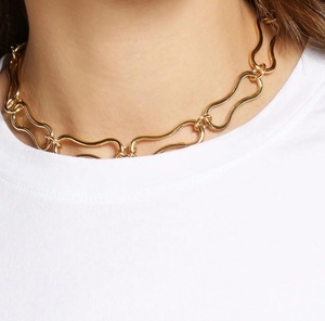 T-shirt de couleur unie pour femmes, haut court d'entraînement, haut court pour femmes, chemises confortables et décontractées, t-shirt court pour femmes, vente en gros - Product Image 5