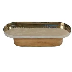 Cadeau décoratif du Ramadan Nouveau plateau martelé en aluminium plaqué argent Plateau de service Plateau avec socle en bois - Product Image 1