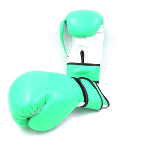 Gants personnalisés en cuir PU Muay Thai Karaté Punching Kickboxing Training Fighting Gants en cuir du Pakistan - Product Image 4