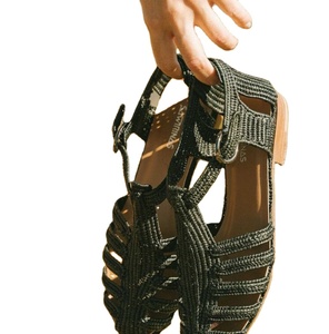 รองเท้าราฟเฟอร์จากธรรมชาติทำด้วยมือ - Product Image 1