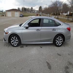 สภาพสมบูรณ์แบบ ปี 2024 รถยนต์ฮอนด้า ซีวิค - Product Image 3