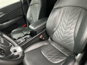 Sportage X-Pro AWD SUV 2024 Rojo Amanecer, Usado en Excelentes Condiciones y a un Precio Increíble, 187 HP, Motor 2.5L I4, Automático, 4 Bolsas de Aire, Asientos de Cuero, Techo Solar - Product Image 3