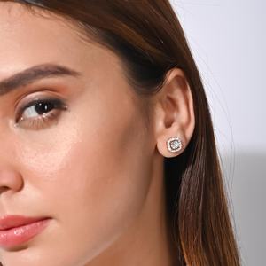 Pendientes clásicos de oro de 10K con corte redondo Halo Moissanite, pendientes de tuerca con diamantes, elegancia diaria para damas de honor, regalo de compromiso para mujer - Product Image 1