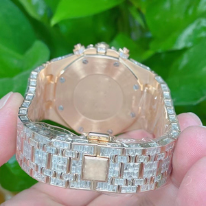 นาฬิกาข้อมือผู้ชายสแตนเลสสตีลแบบปรับแต่งได้เต็มรูปแบบ ระบบกลไกอัตโนมัติ Miyota ประดับเพชรโมอิสซาไนต์ ดีไซน์ฮิปฮอป หรูหรา เหมาะเป็นของขวัญ - Product Image 2