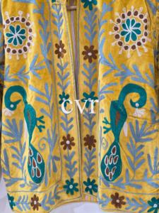 Manteau en velours jaune brodé à col mandarin, manches longues, motif floral fait main, vêtement d'extérieur pour femme adulte, style automne - Product Image 4