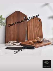 Ensemble de planches à découper épaisses en bois d'acacia avec rainure à jus pour couper et servir des planches dans la cuisine et la salle à manger - Product Image 3