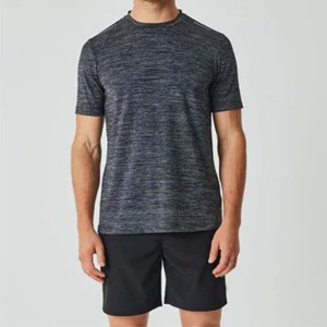 Camiseta de gimnasio de manga Cuarta parte para hombre premium: absorbe la humedad, de secado rápido e ideal para fitness, entrenamiento y Deportes - Product Image 6