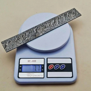 Matériaux en acier Damas OEM personnalisés, 12 pouces x 2 pouces x 4 mm, de qualité supérieure et durables, en billettes droites et en acier à motifs - Product Image 2