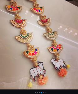 Colorido par de vacas colgantes, telón de fondo colgante, decoración navideña, colgantes decorativos, vacaciones arte indio templo colgante de pared - Product Image 3