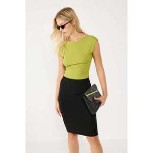 Top Corto sin Espalda - Product Image 2