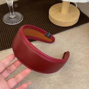 Bandeau de cheveux de couleur unie bandeau de conception personnalisée accessoires de cheveux de marque large bandeau de luxe pour les femmes - Product Image 6