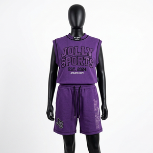 Conjunto deportivo morado para mujer de camiseta sin mangas y pantalones cortos de algodón premium de 300 GSM con logotipo bordado personalizado - Product Image 6