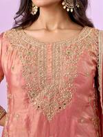 Ensemble de salwar kameez en soie brodée de créateur, séchage rapide, pour femmes, idéal pour les fêtes, les mariages, les occasions festives, tenue ethnique indienne traditionnelle.