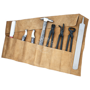 Ensemble d'outils de soin des sabots équestres en acier inoxydable noir pour les maréchaux, outils de maréchal, extracteur de clous, pinces, pince à sabots, cloueurs, lime - Product Image 2