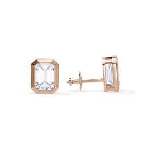 Boucles d'oreilles en moissanite coupe émeraude blanche Stud à vis en argent sterling pour les mariages, les fiançailles et les fêtes - Product Image 6