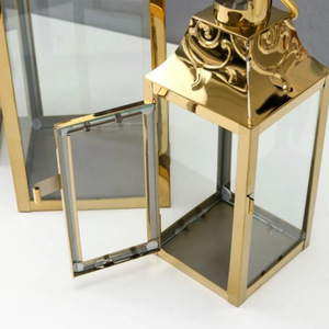 Lanternes porte-bougie décoratives de Noël en métal plaqué or de haute qualité avec dessus design et lanterne de sol en verre transparent, faites à la main - Product Image 6