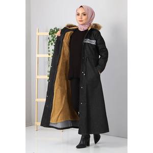 Chaqueta Larga de Mezclilla Bordada con Detalles Intrincados - Product Image 4