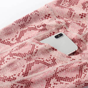 Leggings de Yoga de realce de cintura alta para mujer, pantalones de Fitness con estampado de serpiente sin costuras para gimnasio, venta al por mayor - Product Image 6