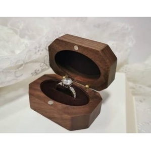 New Arrival Wooden <b>Wedding</b> Ring <b>Box</b> Customized Top Quality Wooden <b>Keepsake</b> Handmade Luxury Wooden Engagement Ring <b>Box</b> - Product Image 5
