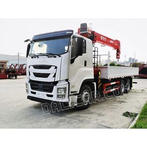Grúa Montada en Camión ISUZU GIGA 6x4, Precio de Fábrica, Grúa Telescópica de 12 Toneladas para Camión en Venta - Product Image 2