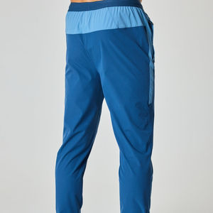 Ensemble deux pièces sur mesure OEM, veste zippée et short, survêtement en polyester, survêtement zippé coupe-vent pour homme 2026 - Product Image 6