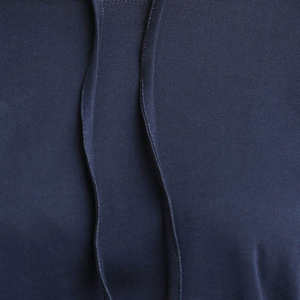 Haut à capuche court pour femme en polyester/coton, avec logo frontal, couleurs personnalisées, tissu respirant, manches longues rayées - Product Image 3