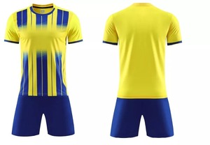 Vente chaude plaine Football maillots ensemble Logo personnalisé mode Football chemises 100% Polyester confortable Football uniforme porter - Product Image 6