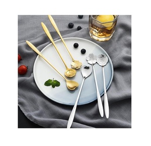 Cuchara Masala hecha a mano pura de diseño atractivo con diseños de asas Premium Juego de 4 tenedores y 4 cucharas de cobre a un costo extremo - Product Image 2