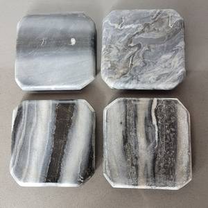 ที่รองแก้วสี่เหลี่ยมลายหินอ่อนสีเทาทำด้วยมือชุดวินเทจ - Product Image 1