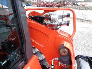 2025 Kubota SSV75 Skid Steer Loader-Chargeur compact puissant 74HP pour la construction et l'agriculture - Product Image 6