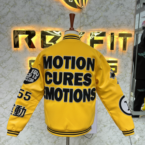 Veste pour homme en laine et soie brodée personnalisée à imprimé fin avec fermeture à bouton recouvert vestes de versity vestes Lettermen - Product Image 4