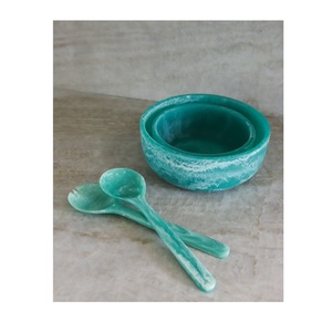 Bol à fruits élégant en résine, fabriqué à la main, surface brillante moderne, parfait pour les collations, les salades, les centres de table ou les intérieurs décoratifs. - Product Image 6