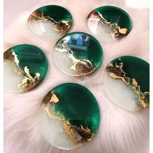 Posavasos de resina artísticos con colores vibrantes y patrones fascinantes para interiores modernos a un precio muy asequible - Product Image 2