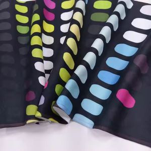 Toalla de Playa Premium de Poliéster Reciclado, Absorbente, Ecológica, de Secado Rápido, con Estampado Digital para Uso en la Playa - Product Image 4