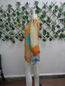 Meilleure qualité Culturel Chic Femmes Plus Tailles Boho Kurti pour la fête Disponible à la quantité en vrac du fournisseur indien - Product Image 3