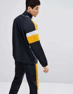 เสื้อแจ็คเก็ตแขนยาวแบบมีซิปกางเกงกันลมกางเกงขาสั้นสำหรับผู้ชายชุดวอร์มคุณภาพสูงติดโลโก้แบบออกแบบได้ตามต้องการ2025 - Product Image 6