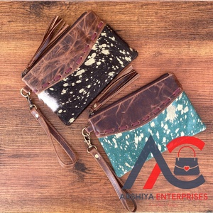 Bolso de mano con cremallera de lujo de cuero de vaca metálico minimalista occidental para mujer, monedero portátil de diseñador de cuero Real - Product Image 1