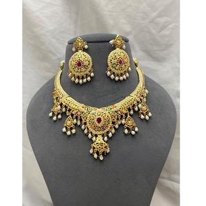 Collier et boucles d'oreilles classiques en jade plaqué or Jadau, qualité supérieure, bijoux de créateur pour femmes, collection mariage. - Product Image 1