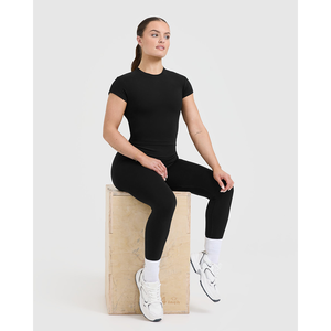 Lo último en camisetas personalizadas negras 100% de algodón para mujer, camiseta informal ligera, transpirable y elegante de diseñador, camiseta de entrenamiento de gimnasio de ajuste relajado - Product Image 5
